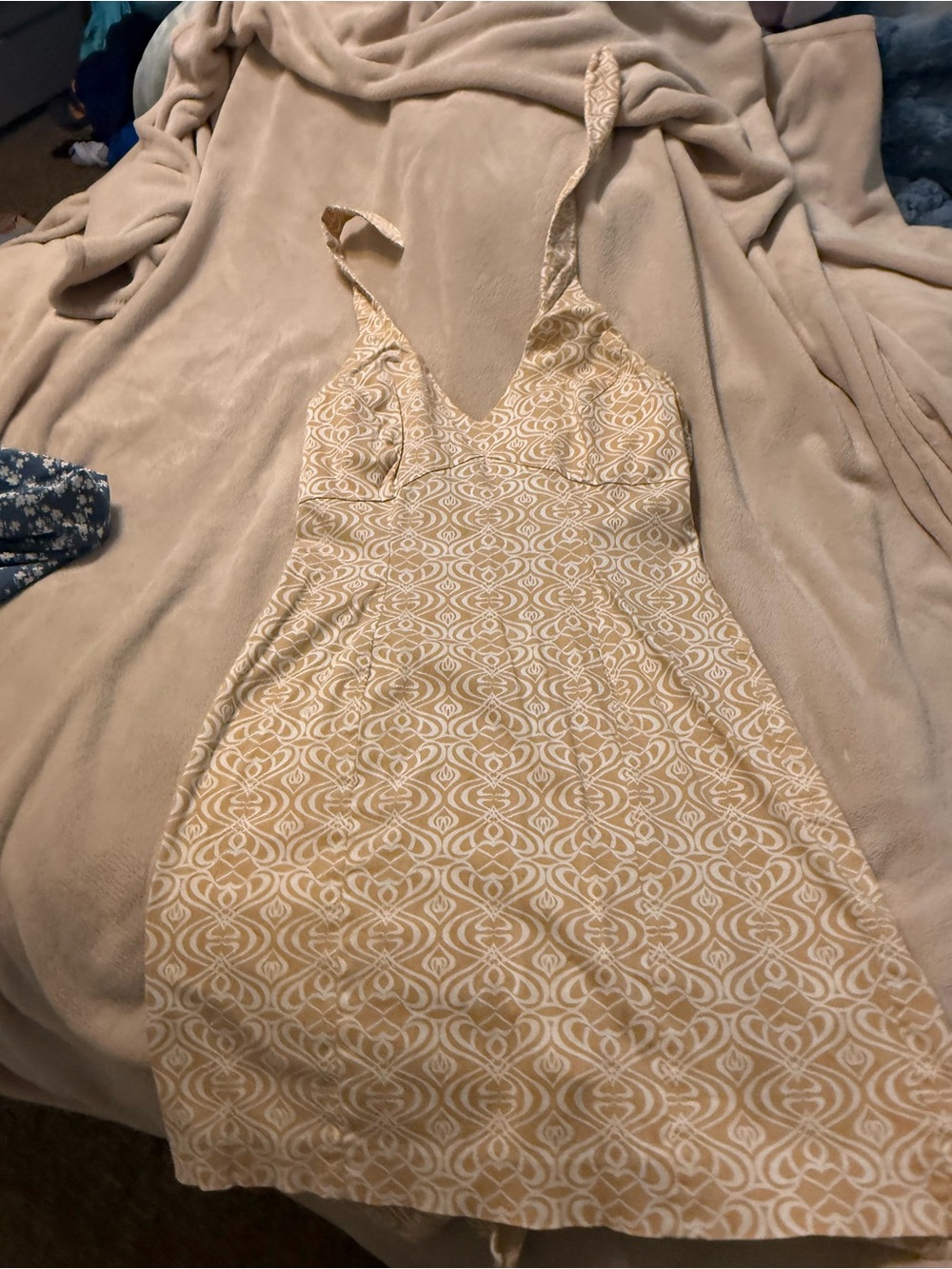 Sleeveless Beige Patterned V-Neck Dress